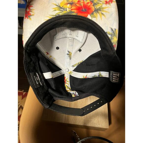 Toby Mac TM Hawaiian Floral Snapback Hat - Picture 6 of 11